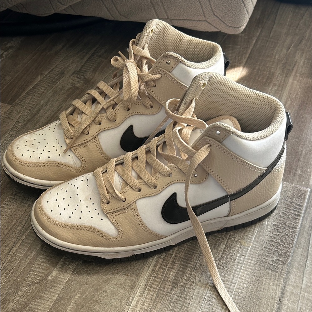 Nike Men's Beige and White High-Top Sneakers